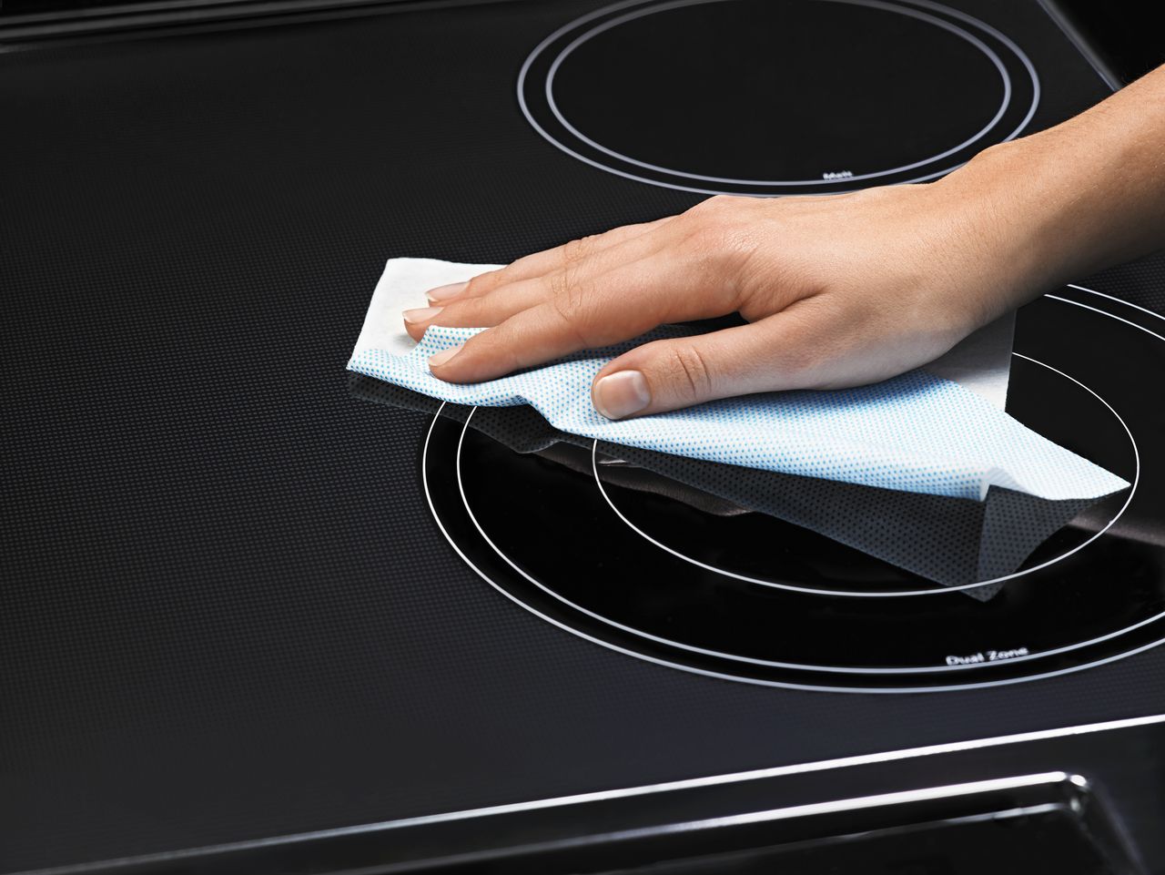 Cleaning cooktop without scratching