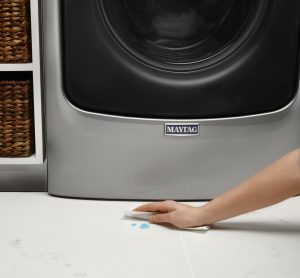 Cleaning a smelly Maytag washing machine
